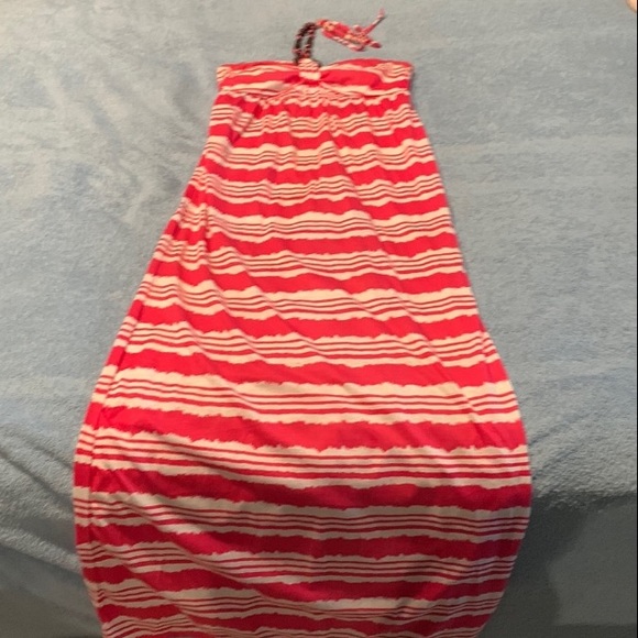 2 dresses. Long,  tie around the neck. I am 5’5” for reference - Picture 5 of 8